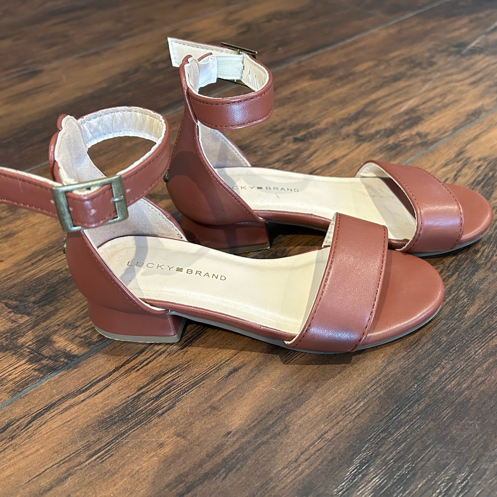 Lucky brand little girls 11 cognac worn once